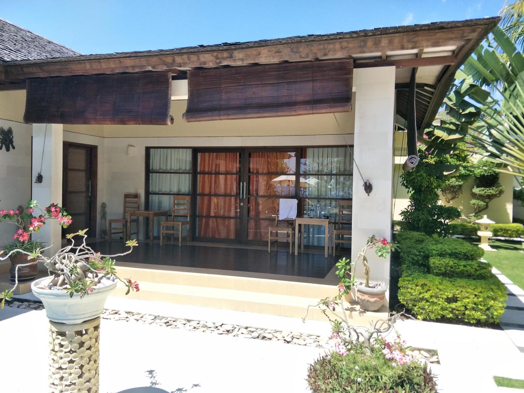 Frangipani Beach Hotel Lovina Zewnętrze zdjęcie